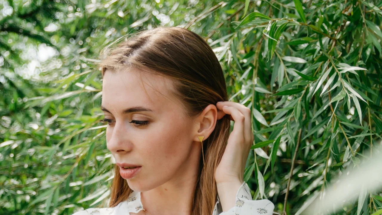 Healing acne through a low glycemic diet